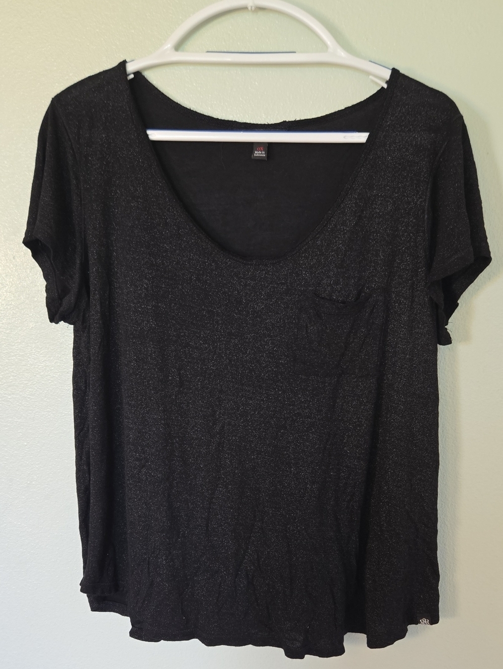 Rock & Republic | Black Glitter Scoop Neck Tee Size 0X